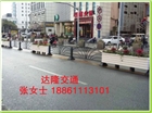 道路隔離花箱護(hù)欄，木紋鋁合金護(hù)欄花箱，城市道路花箱